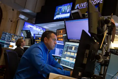 Tech volatility hits highest since dot-com bust next to S&P 500