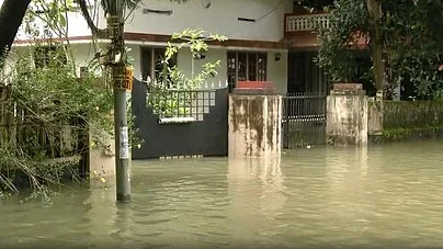 Kerala flood toll rises to 21 as heavy rain alert remains in place