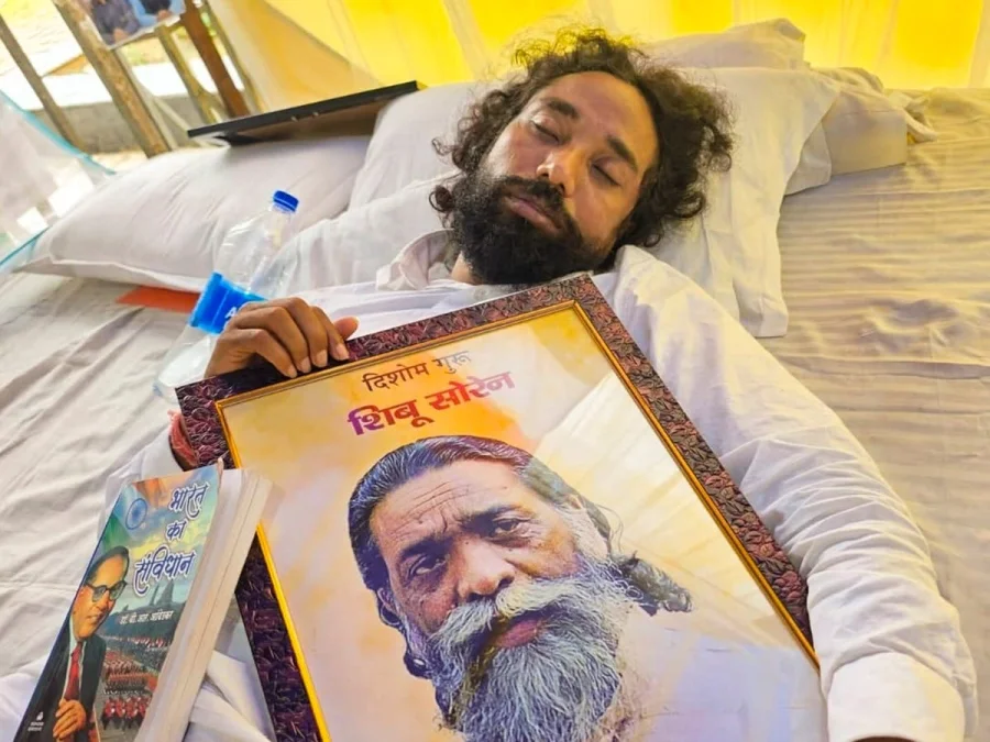 कौन हैं देवेंद्र नाथ महतो, जो बने झारखंड में जारी आंदोलन का प्रमुख चेहरा; 2 बार MA किया, 2 बार चुनाव लड़ा
