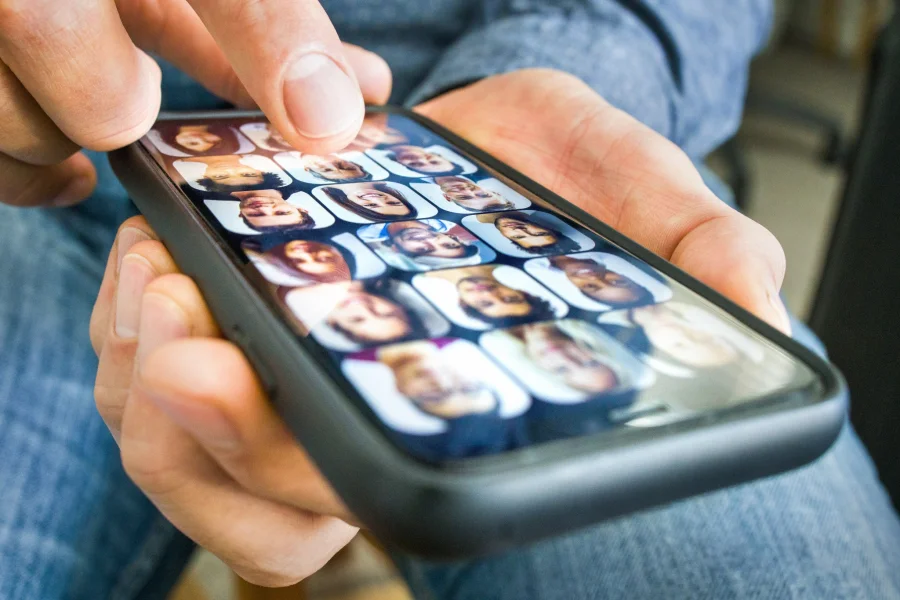 ‘Singles have become their own private investigators’: Daters are using LinkedIn to screen matches