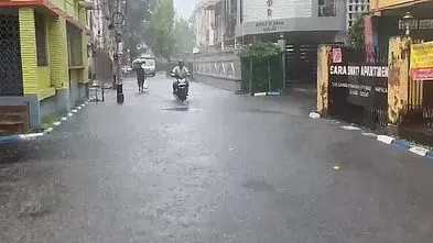 Kolkata, south Bengal brace for more rain as heavy showers loom over north Bengal