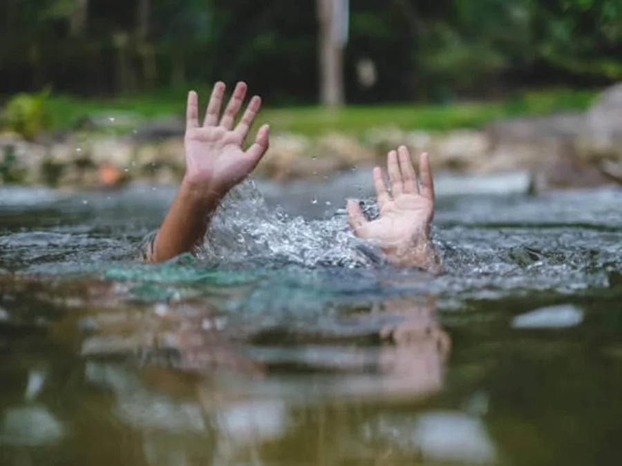 चतरा में बड़ा हादसा! पिकनिक के लिए गए 3 नाबालिग नदी में डूबे; सभी की मौत