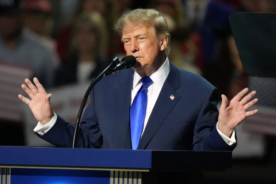 Trump tries to bribe Americans to vote Republican with promise of $5,000 dividend — only if the GOP wins