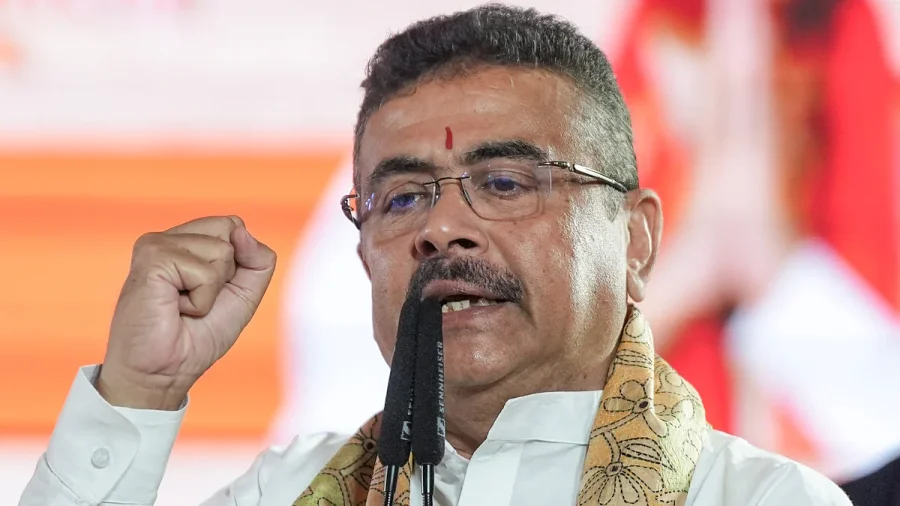 West Bengal CM says Left Puja book stalls stock Marx, Lenin but not Vivekananda; CPI(M) hits back
