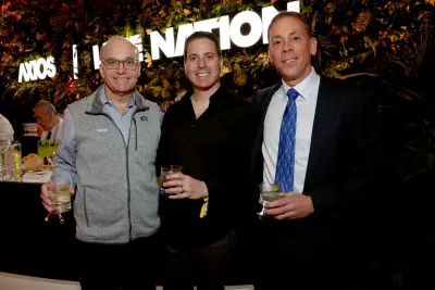 The Axios founders on how AI ruined your inbox, why the ’90s really were different and how to succeed through ‘Simplify’