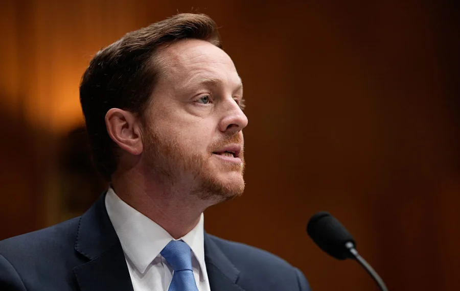 Trump admin using AI to deny medical care for seniors in disastrous experiment