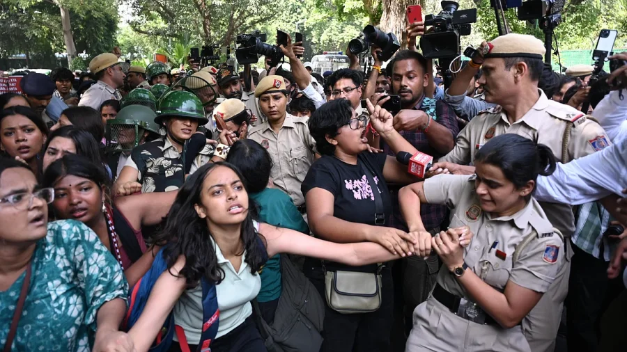 Over 700 detained during Delhi protest seeking Gyanesh Kumar’s resignation