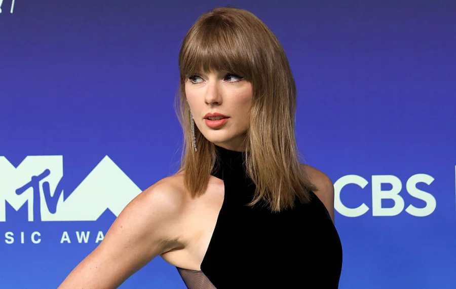 Fraudster jailed for using 10K bots and AI songs to outstream Taylor Swift