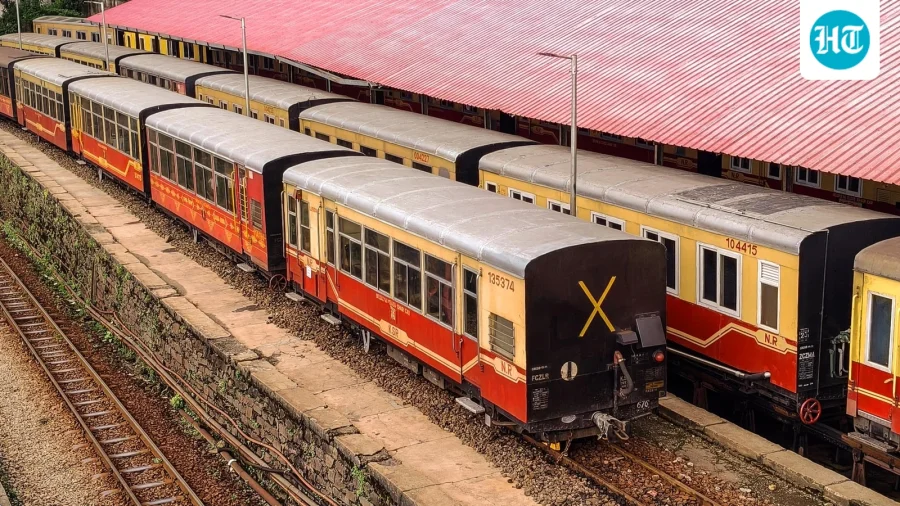 BJP, Congress workers spar over who got Bengaluru-Ernakulam train to stop in Kerala town