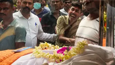 Kolkata stampede: Three months 'too short’ for probe, says SIT chief